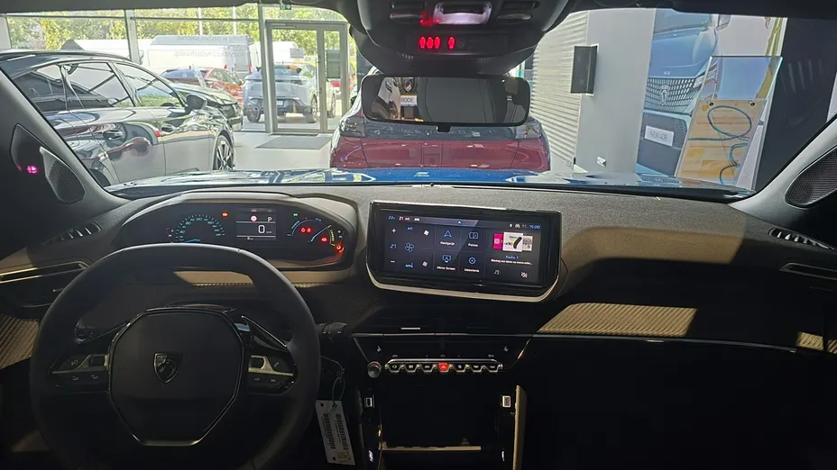 PEUGEOT 2008 -