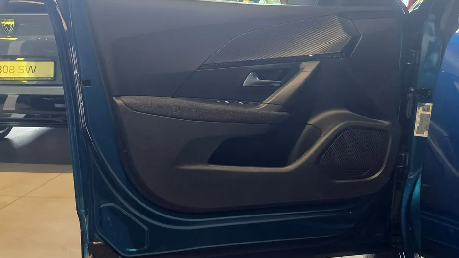 PEUGEOT 2008 -