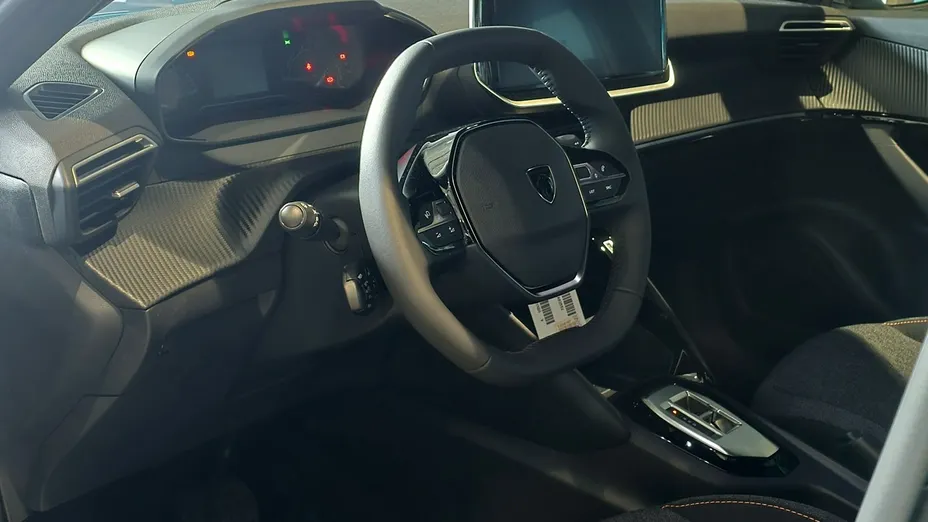 PEUGEOT 2008 -