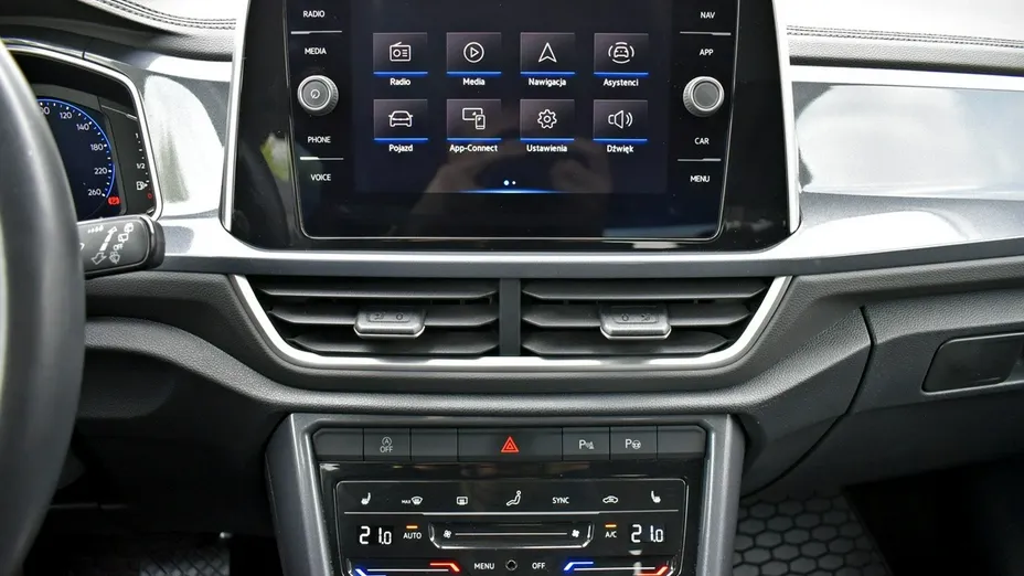 VOLKSWAGEN T-ROC -