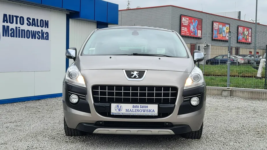 PEUGEOT 3008 -