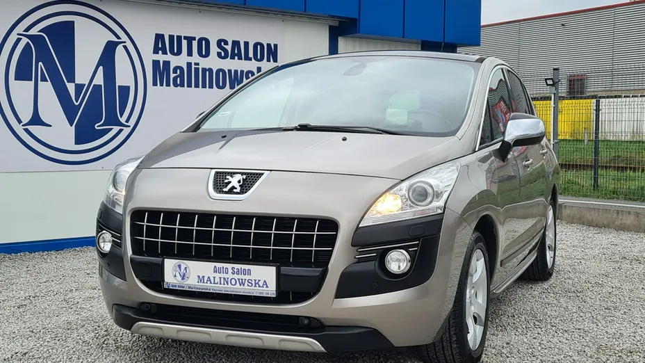 PEUGEOT 3008 -