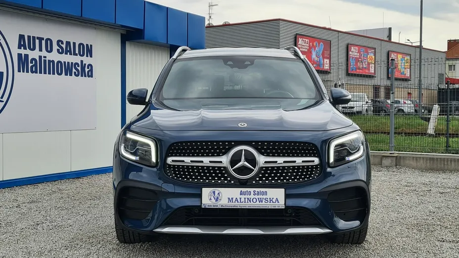 MERCEDES-BENZ GLB -