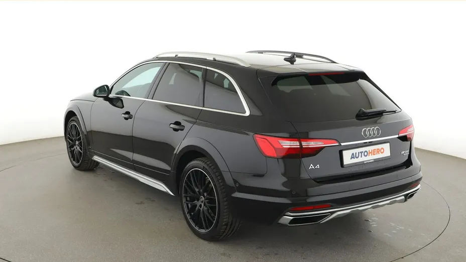 AUDI A4 -