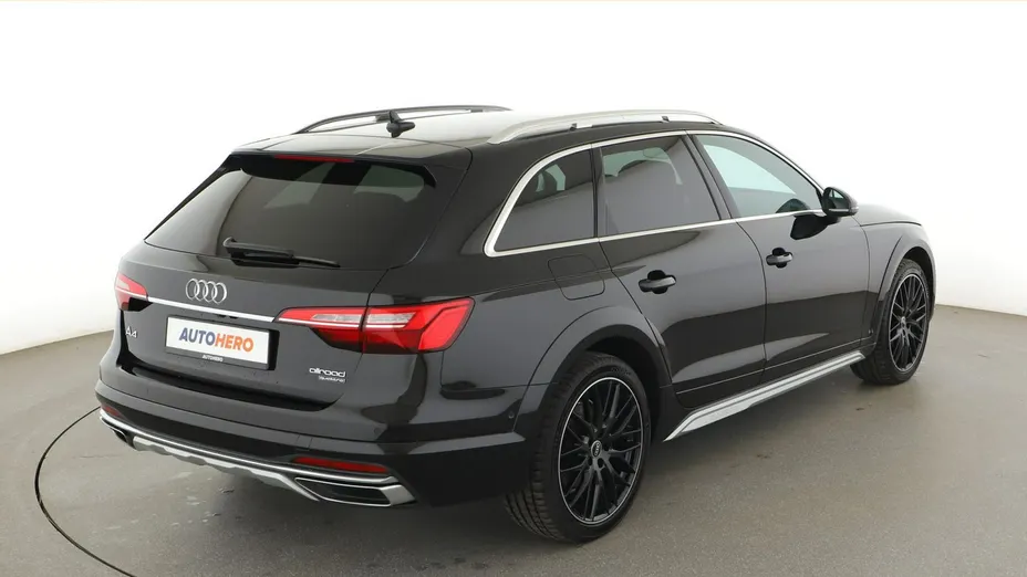 AUDI A4 -