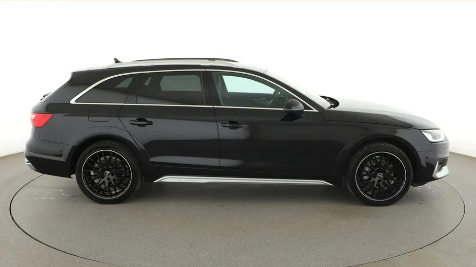 AUDI A4 -