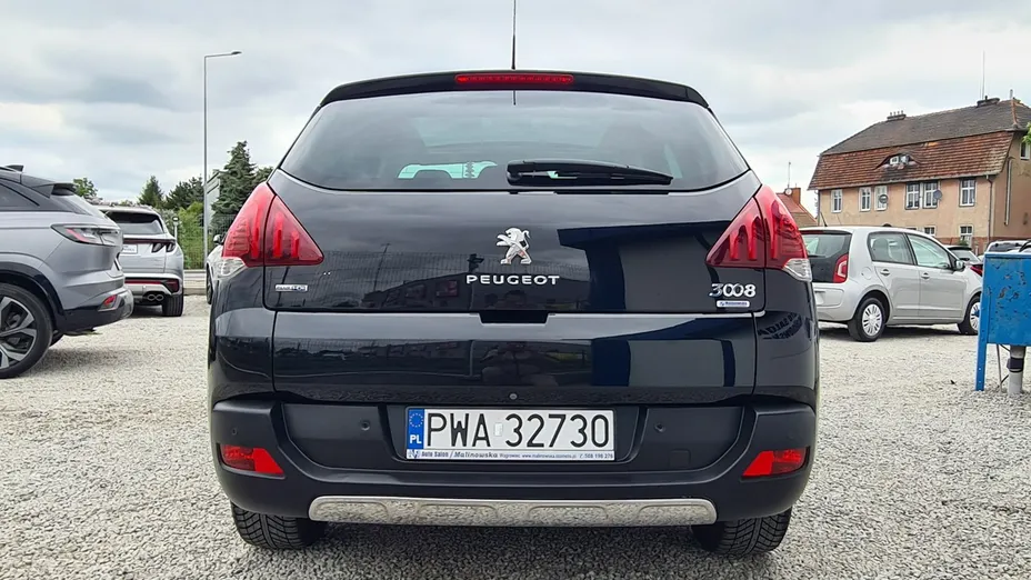 PEUGEOT 3008 -