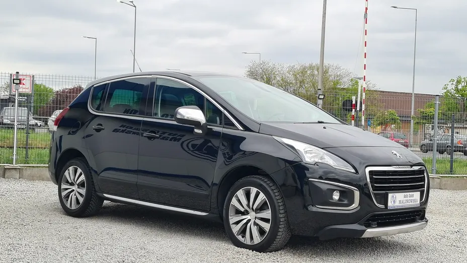 PEUGEOT 3008 -