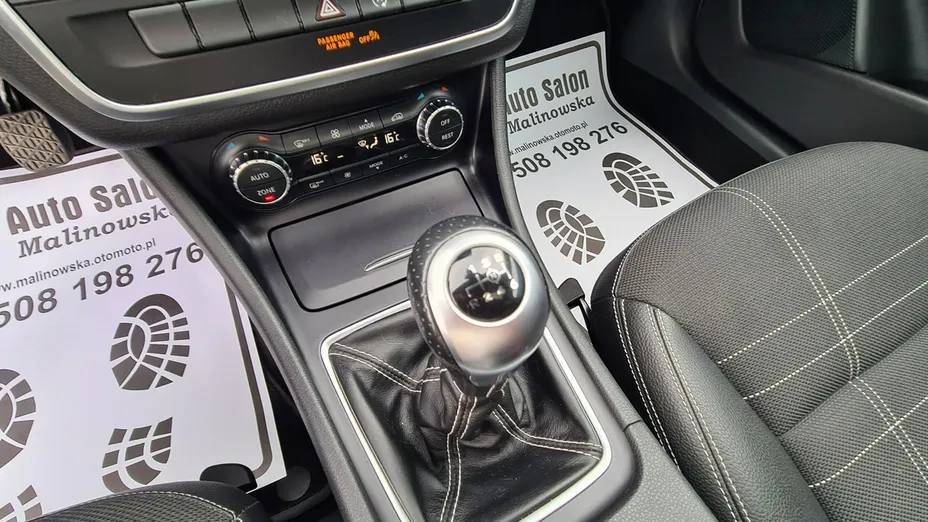 MERCEDES-BENZ GLA -
