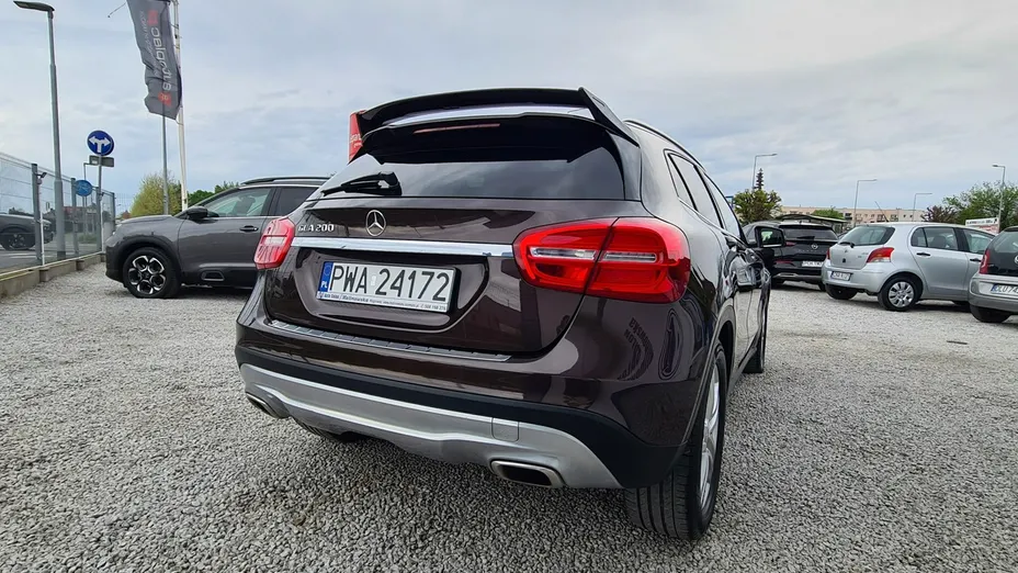 MERCEDES-BENZ GLA -
