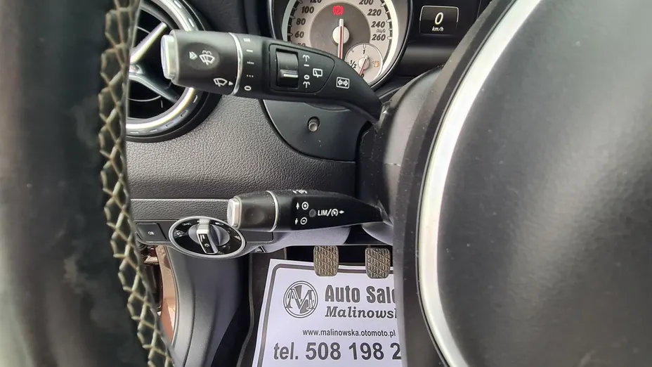 MERCEDES-BENZ GLA -