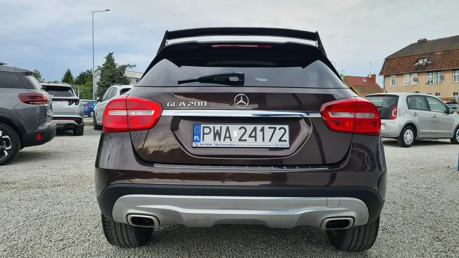 MERCEDES-BENZ GLA -