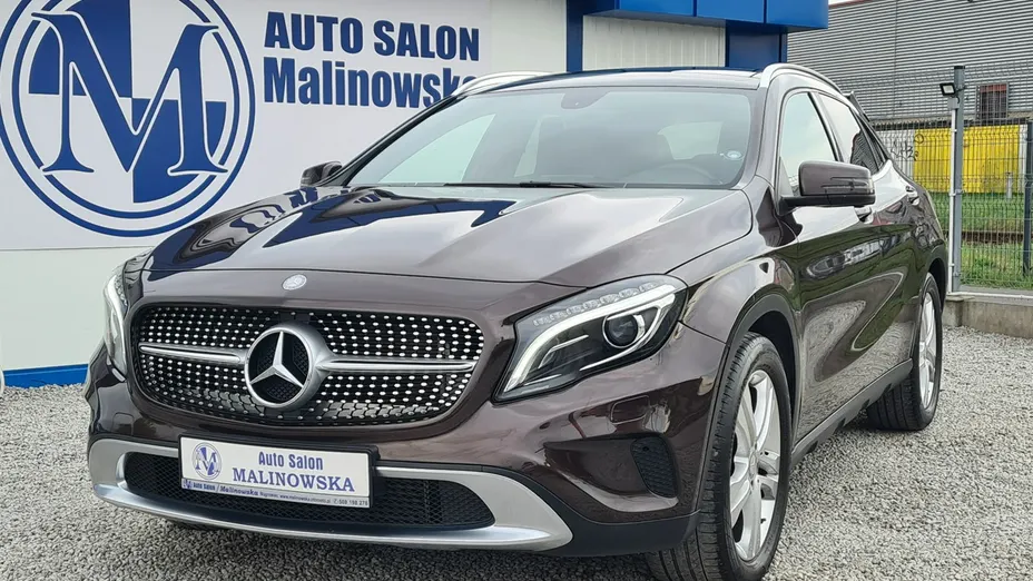 MERCEDES-BENZ GLA -