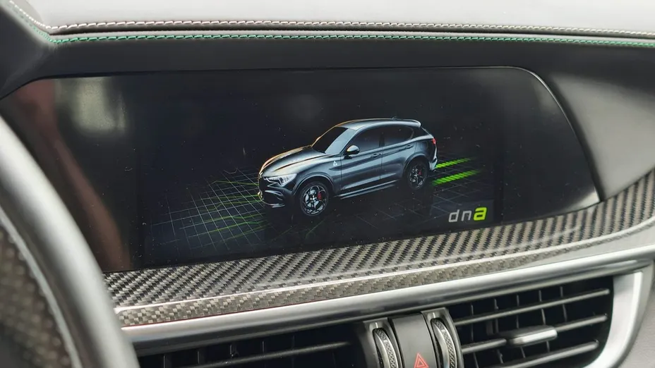 ALFA ROMEO Stelvio -
