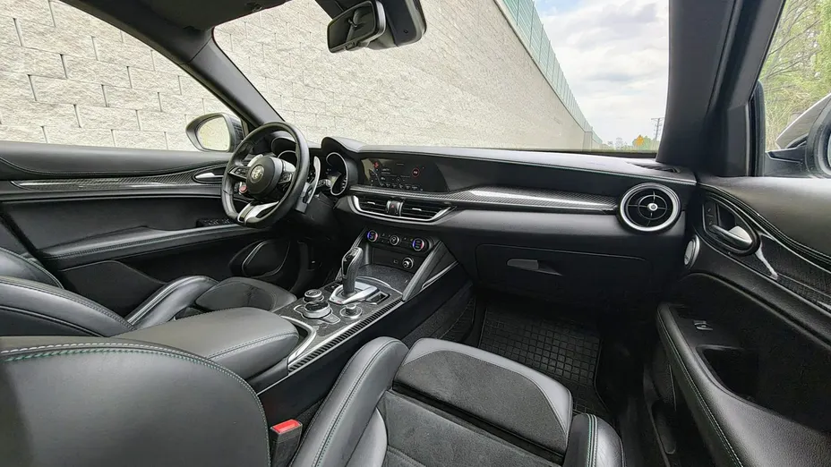 ALFA ROMEO Stelvio -
