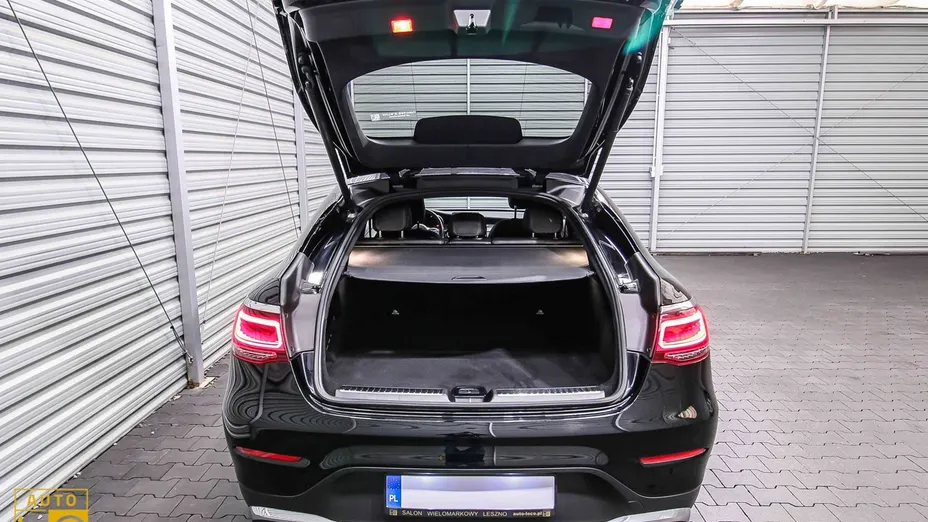 MERCEDES-BENZ GLC -