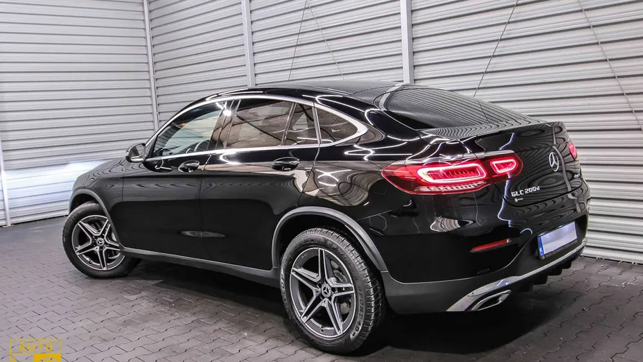 MERCEDES-BENZ GLC -
