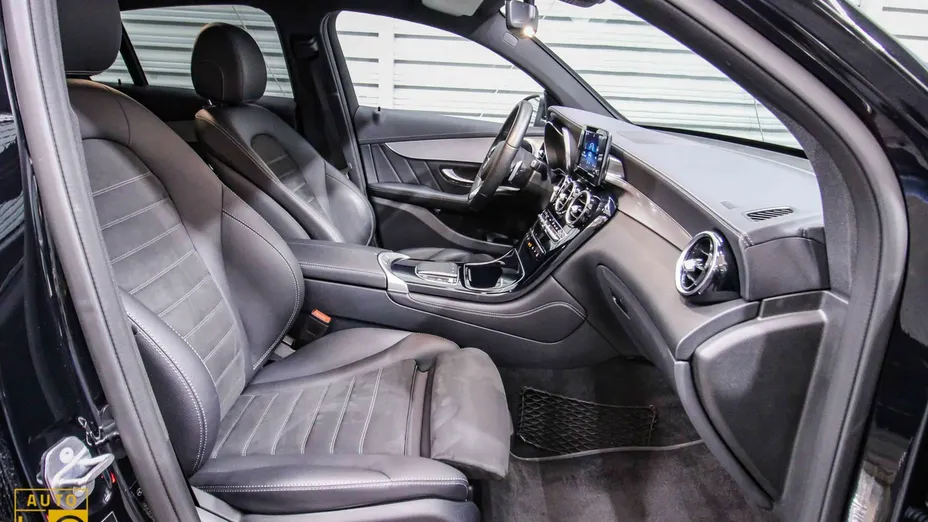 MERCEDES-BENZ GLC -