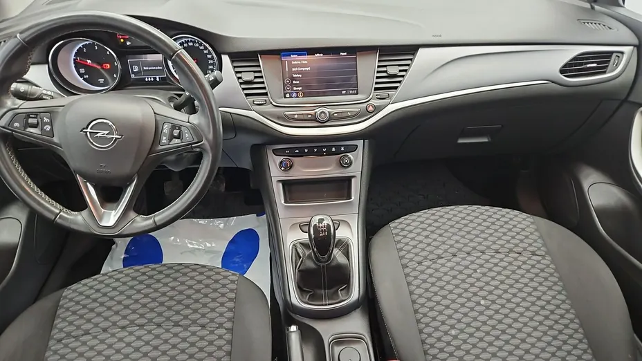 OPEL Astra -