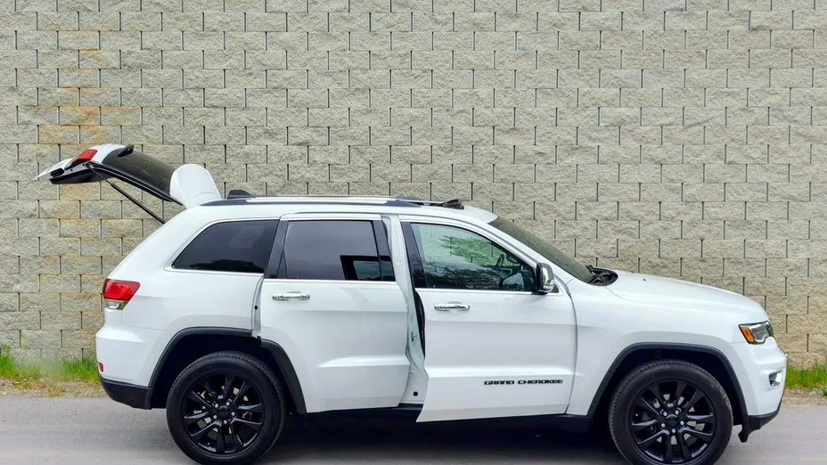 JEEP Grand Cherokee -