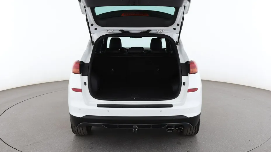HYUNDAI Tucson -