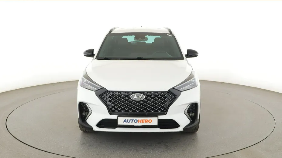 HYUNDAI Tucson -