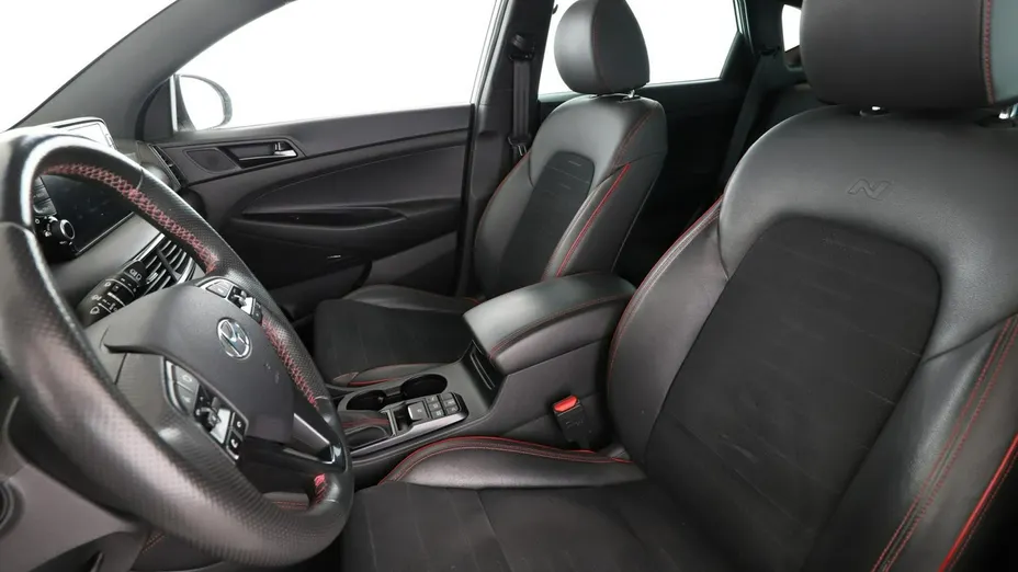 HYUNDAI Tucson -