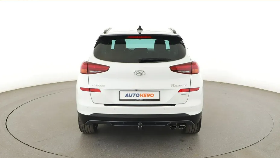 HYUNDAI Tucson -