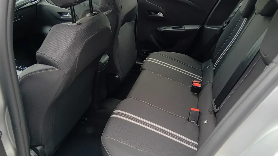 OPEL Corsa -