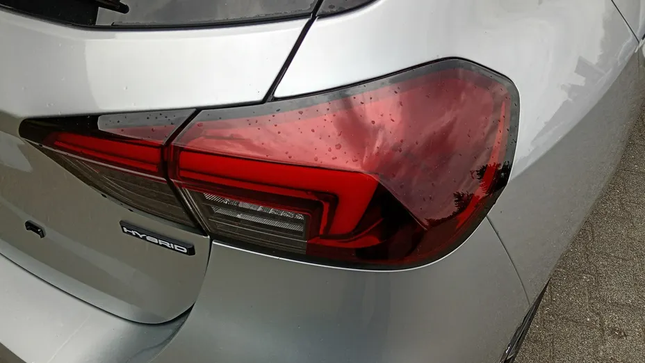 OPEL Corsa -