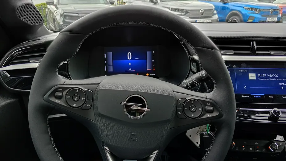 OPEL Corsa -