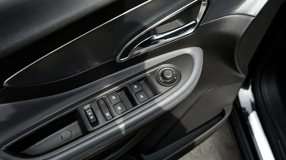 OPEL Mokka -