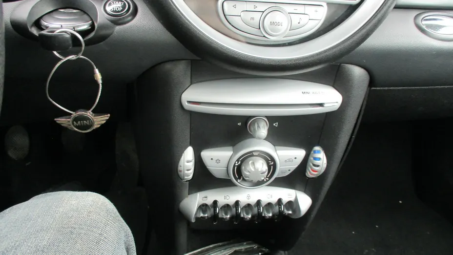 MINI One -