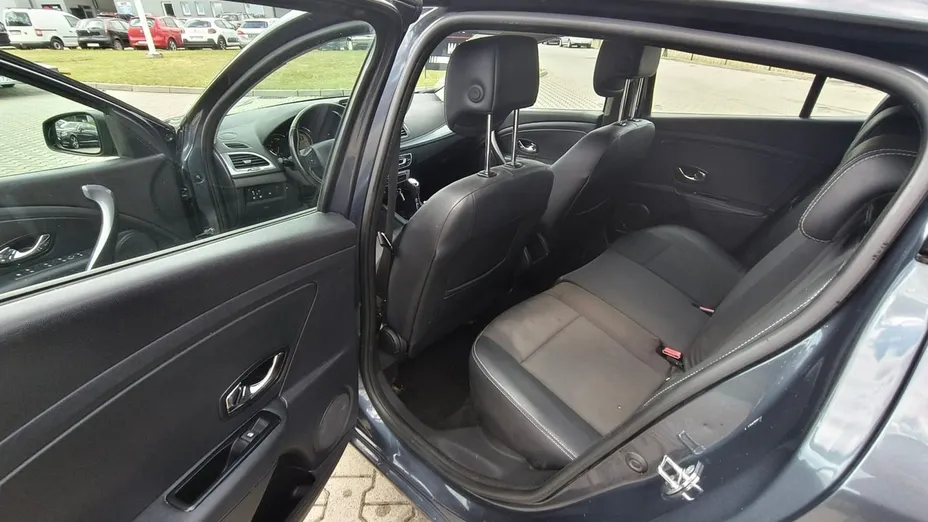 RENAULT Megane -