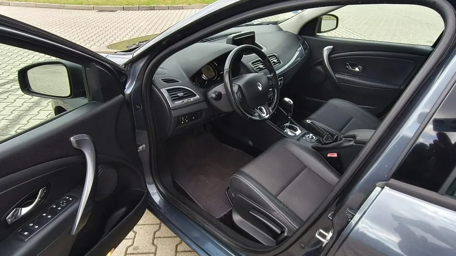 RENAULT Megane -