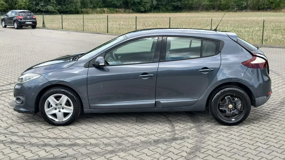 RENAULT Megane -