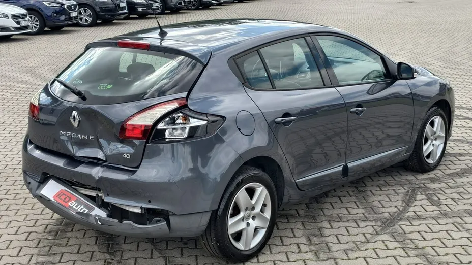 RENAULT Megane -