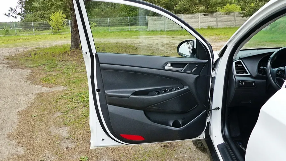 HYUNDAI Tucson -