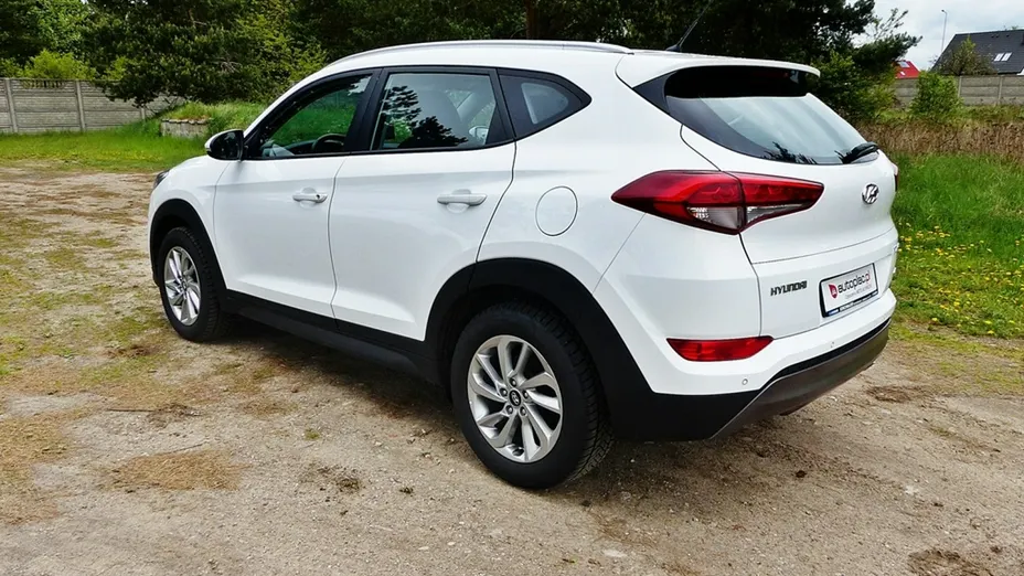 HYUNDAI Tucson -