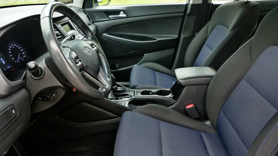 HYUNDAI Tucson -
