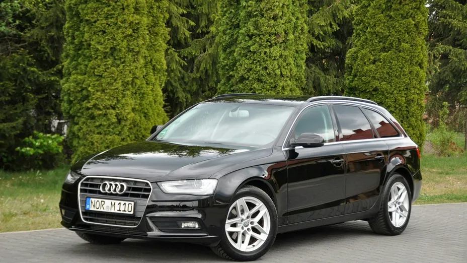 AUDI A4 -