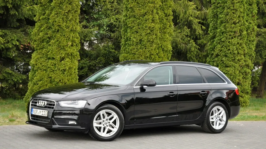 AUDI A4 -
