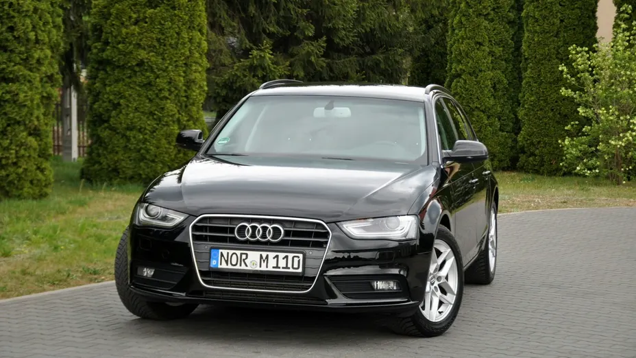 AUDI A4 -