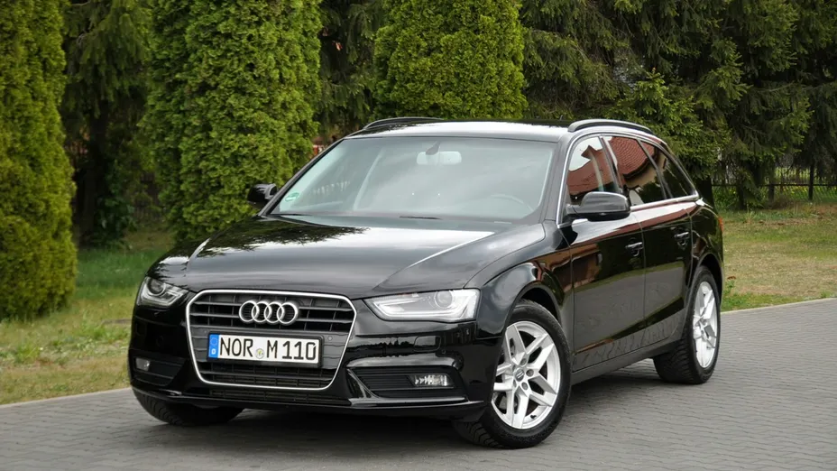 AUDI A4 -
