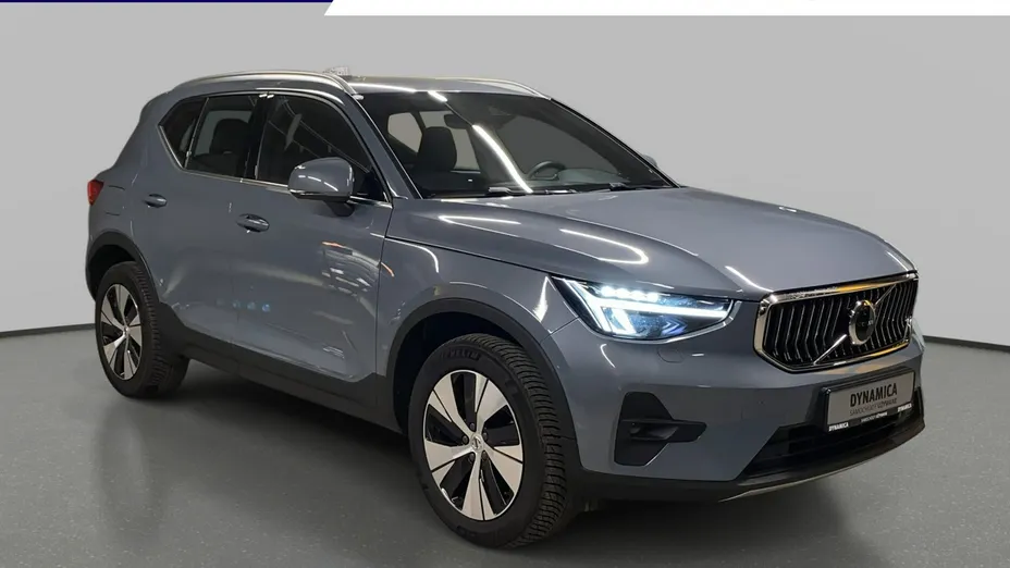 VOLVO XC40 -