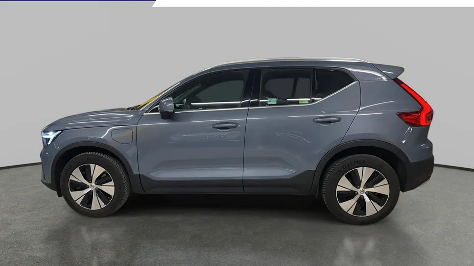 VOLVO XC40 -