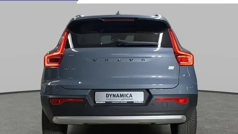 VOLVO XC40 -