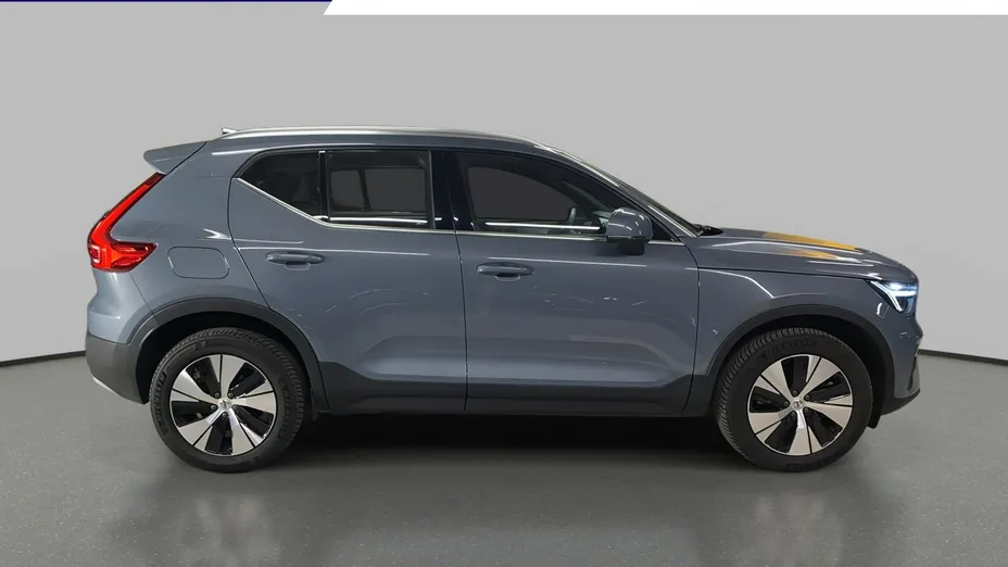 VOLVO XC40 -