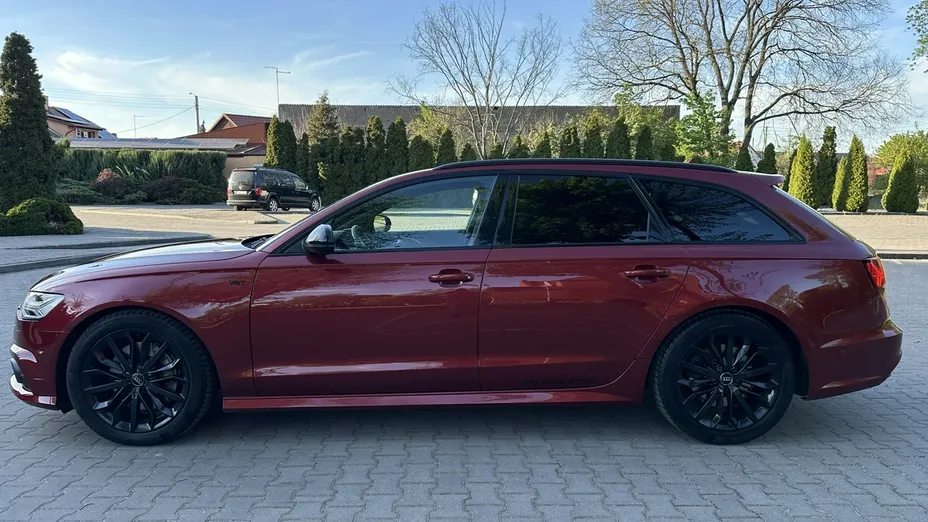 AUDI A6 -