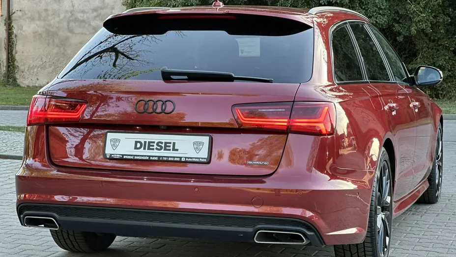 AUDI A6 -